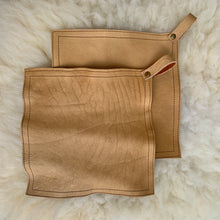 Load image into Gallery viewer, Leather Potholder
