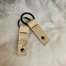 Load image into Gallery viewer, Leather Keychains
