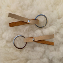Load image into Gallery viewer, Leather Keychains