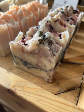Load image into Gallery viewer, Black Raspberry Vanilla Soap