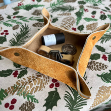 Load image into Gallery viewer, Leather Valet Tray