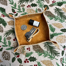 Load image into Gallery viewer, Leather Valet Tray