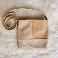 Load image into Gallery viewer, Handcut Leather Bags